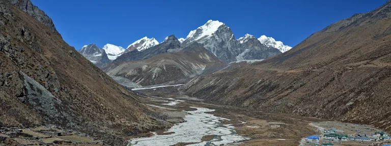Read more about the article Lobuche Peak (6.090 m)