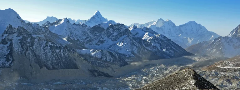 Read more about the article Pokalde Peak (5.806 m)